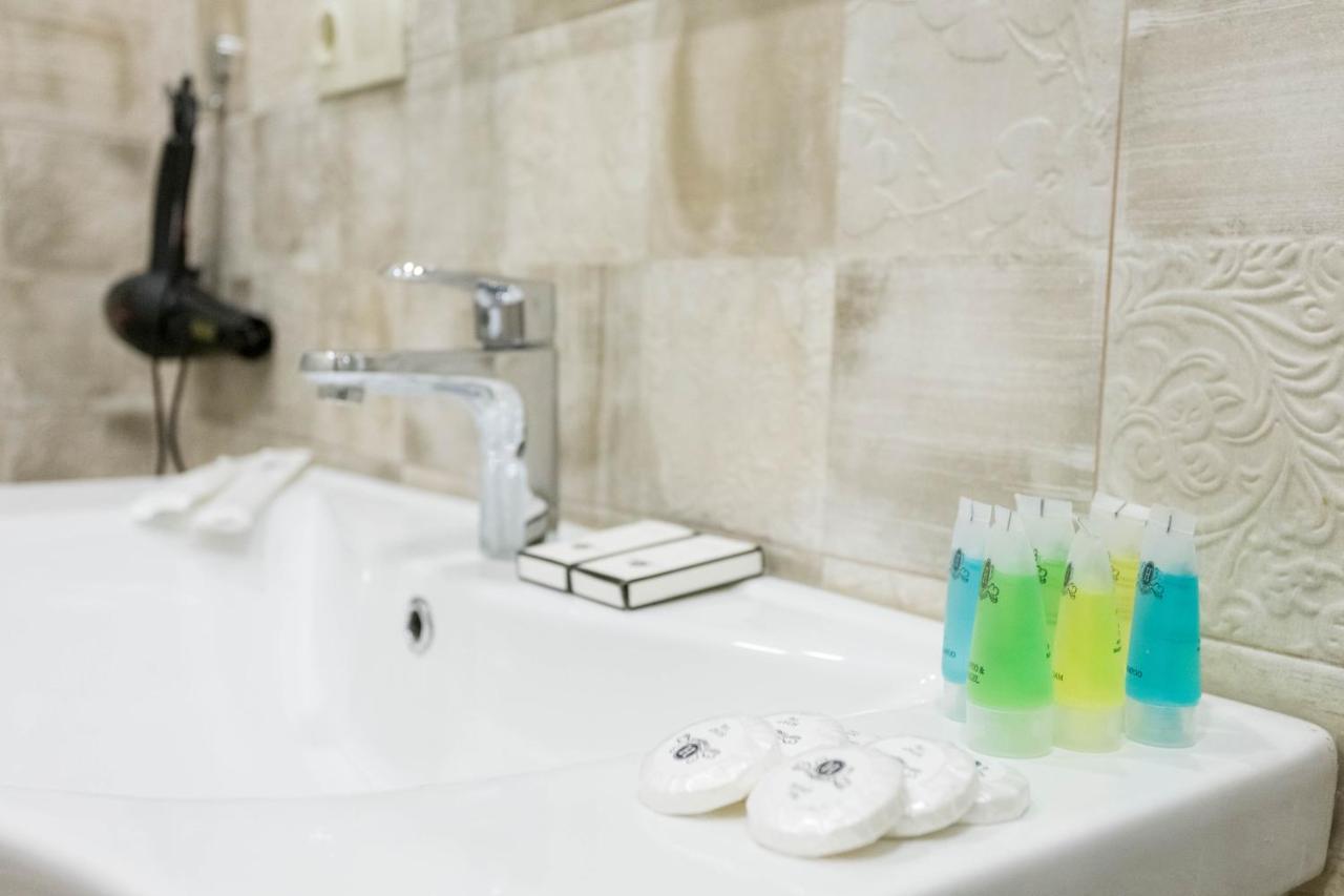 New! - Downtown Apartment Tbiliszi Kültér fotó