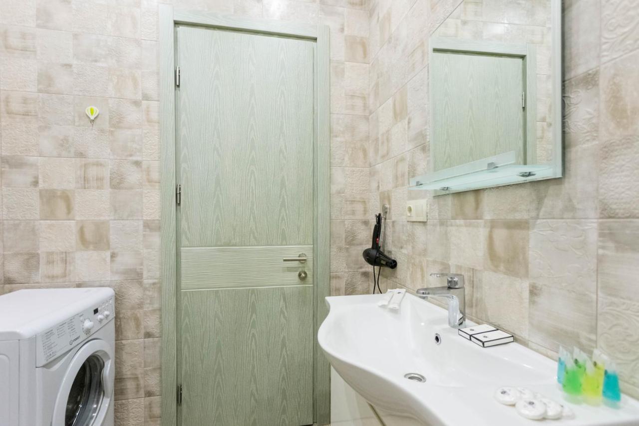 New! - Downtown Apartment Tbiliszi Kültér fotó